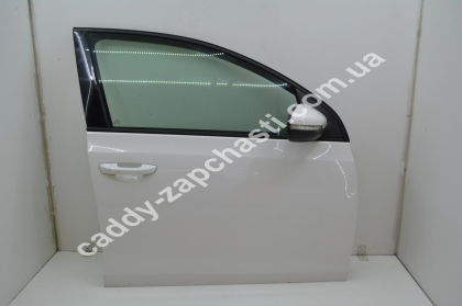   R Hatchback./